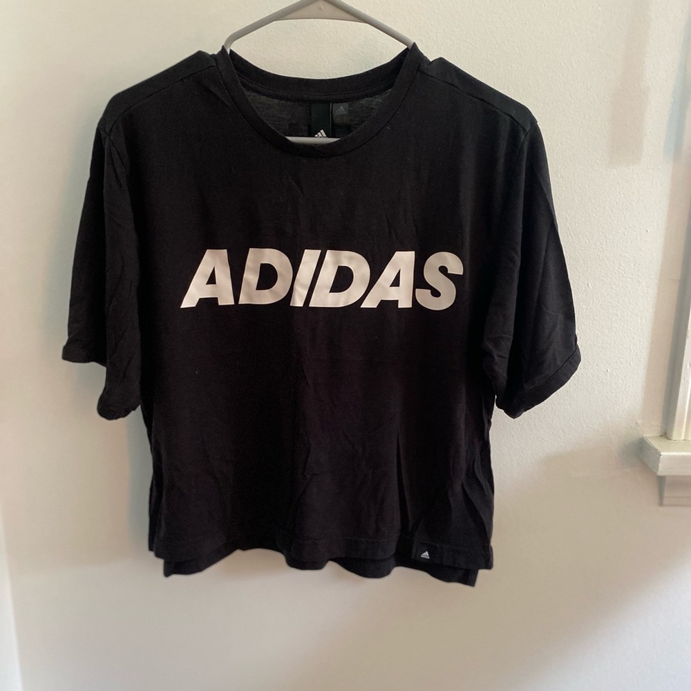 Adidas T-Shirt